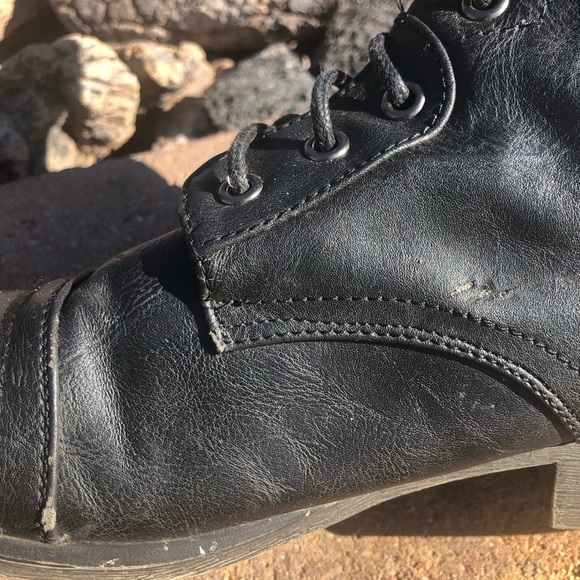 Black Faux Leather Lace-up Combat Moto Boots, w/cool turquoise lined Back Zipper - Picture 13 of 16